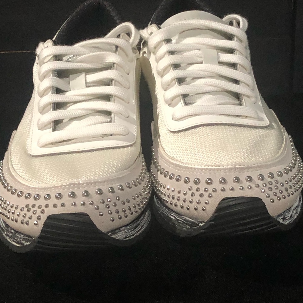 JUST CAVALLI STUDDED SNEAKERS SZ 8.5